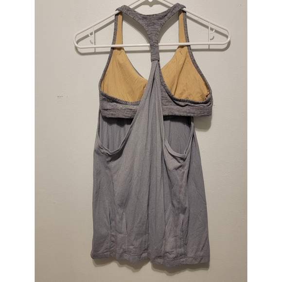 🦋2/$25🦋 Lululemon Practice Freely tank size 8 - Picture 3 of 6